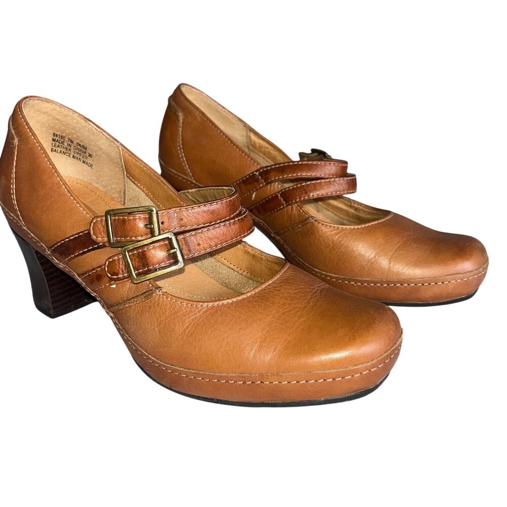 Clarks Artisan Leather Double Strap Buckle Mary Janes Cognac Brown Sz 7 - Picture 3 of 7